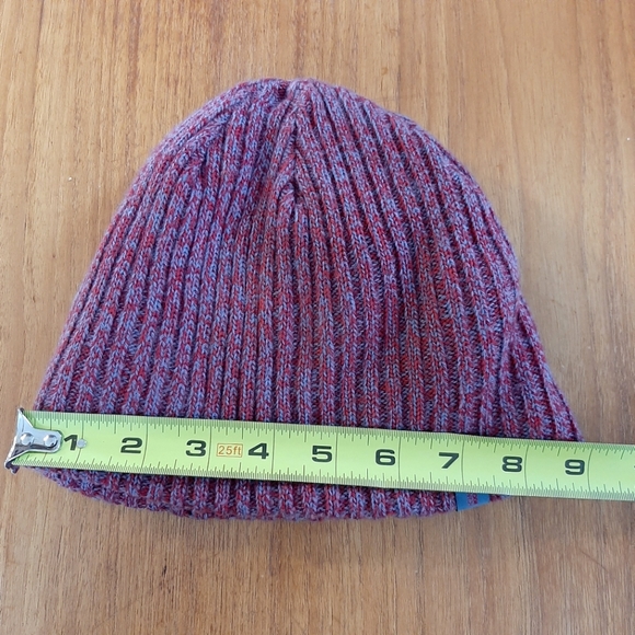 Outdoor Research Beanie Toque - Picture 3 of 6